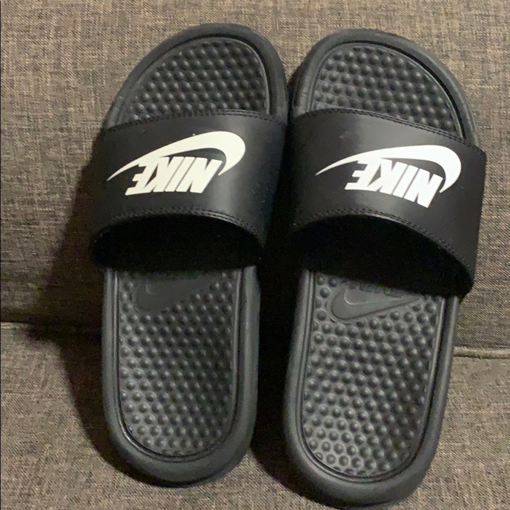 Nike sandals for kids